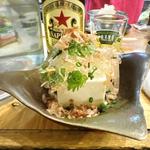 薬味たっぷり冷奴(大衆酒場 チャン栓チャン)