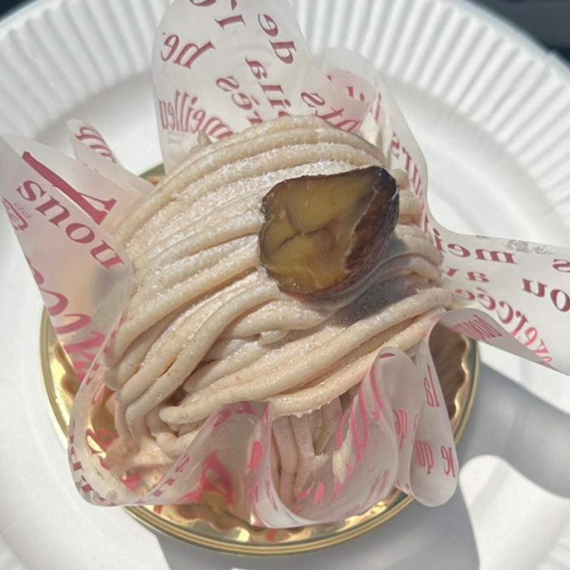 モンブラン(ラム酒抜き)(パティスリー イル・リーヴル)