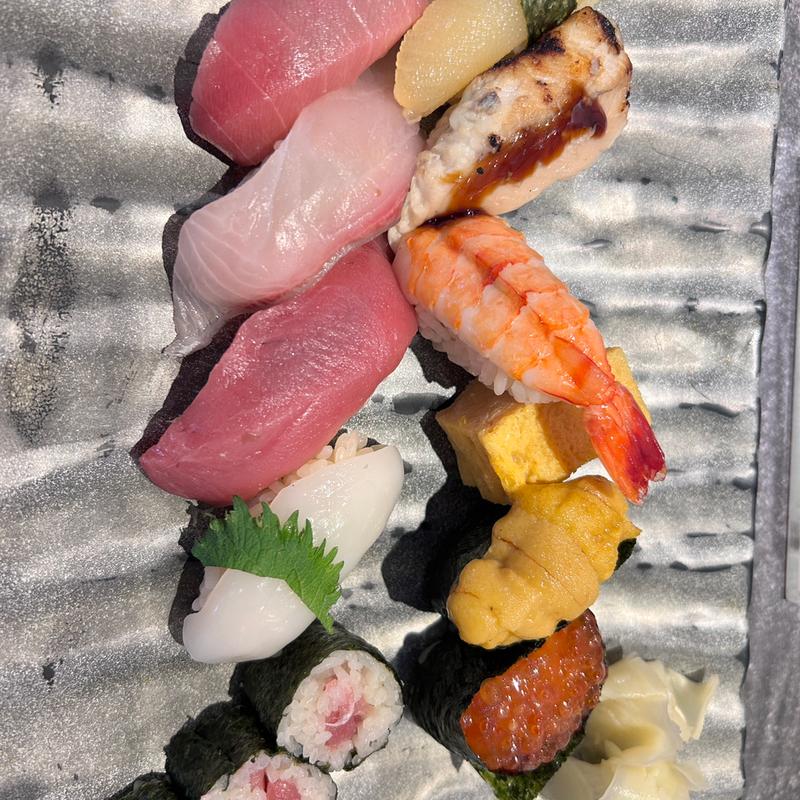 握りのセット(すしまみれ 池袋店)