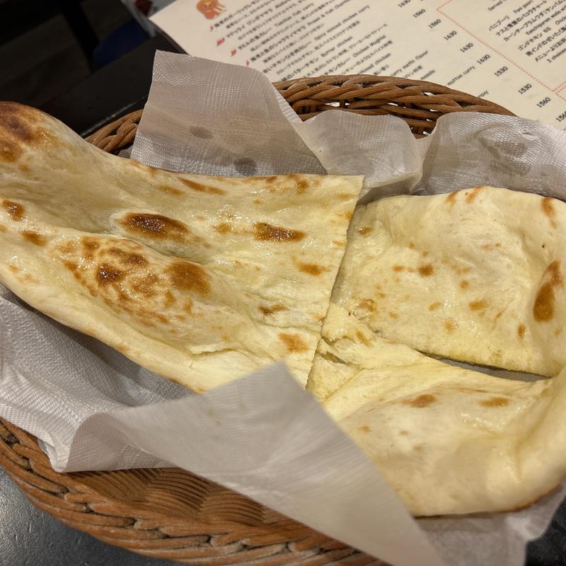 ナン(Indian Street food & Bar Gond)