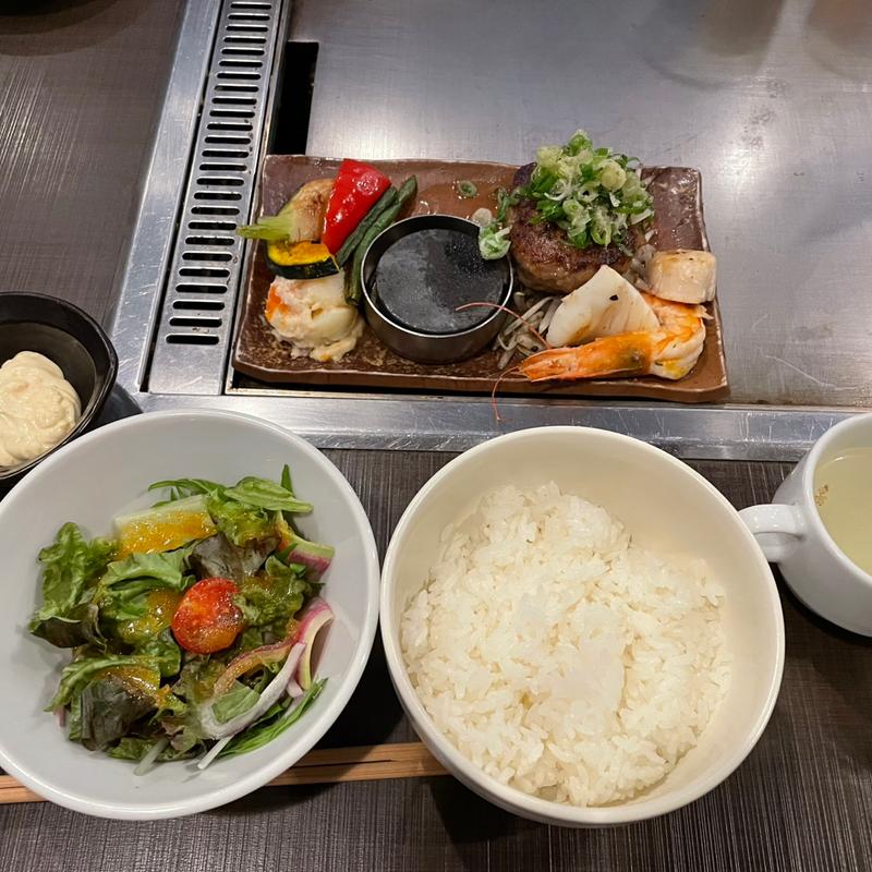 シーフードコンボ(きゅうろく鉄板焼屋 香里園)