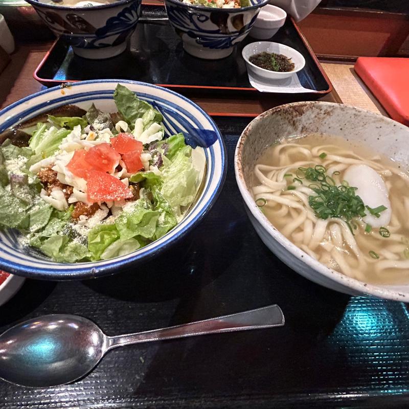 (沖縄台所 くわっち〜家)