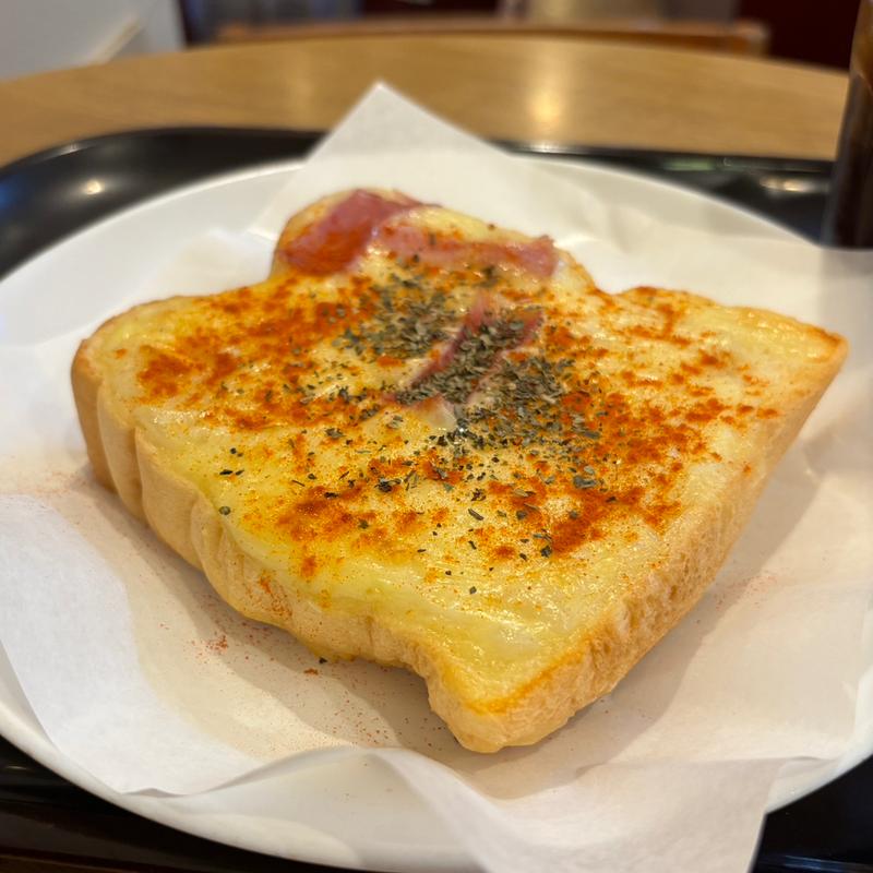 ピザトースト(スリーコンカフェ 池ノ上店)