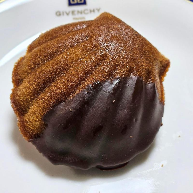 焦がしレモンのマドレーヌ(teal(ティール))