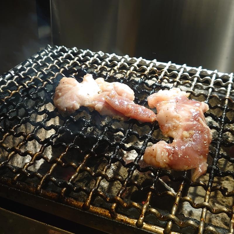 豚カシラ(田町ホルモンセンター)