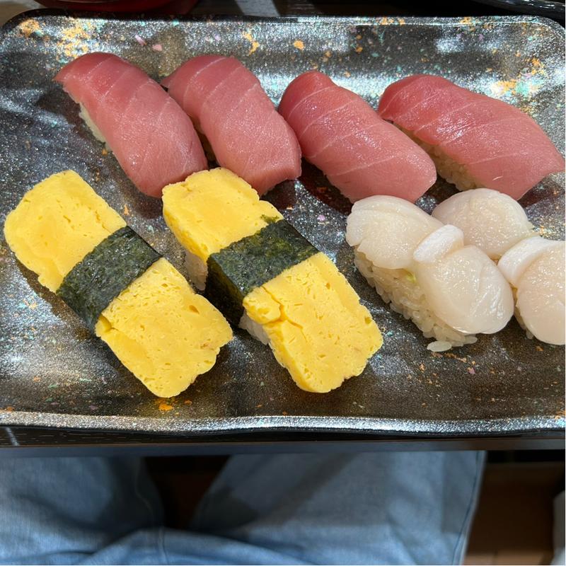 お寿司(うみっぷく)