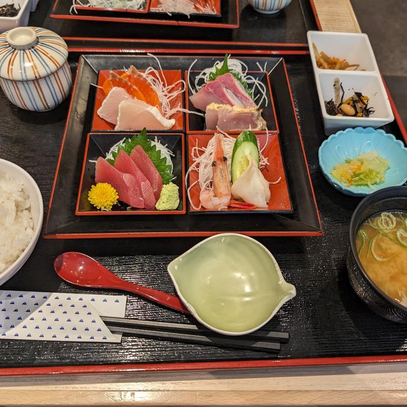 刺身定食(伊豆中ばんばん食堂 ラスカ熱海店)
