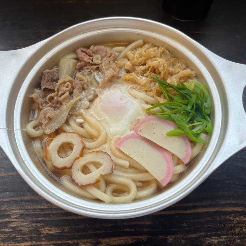 鍋焼きうどん+おとし卵(鍋焼きうどん mammam（まんま）)
