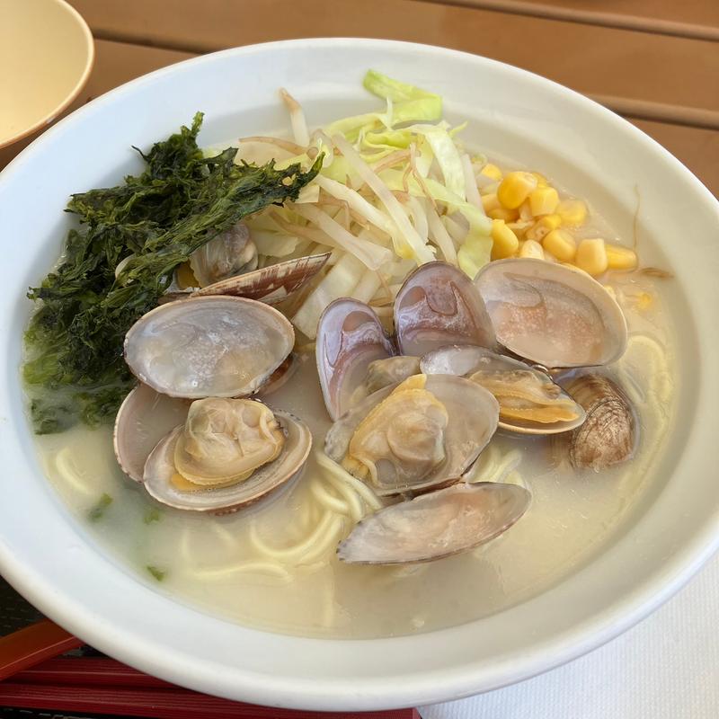 湾岸幕張の塩ラーメン(湾岸幕張PA下り スナックコーナー （カイガンマクハリパーキングエリアクダリスナックコーナー）)