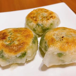 ニラ饅頭（3個）(群愛茶餐廳)