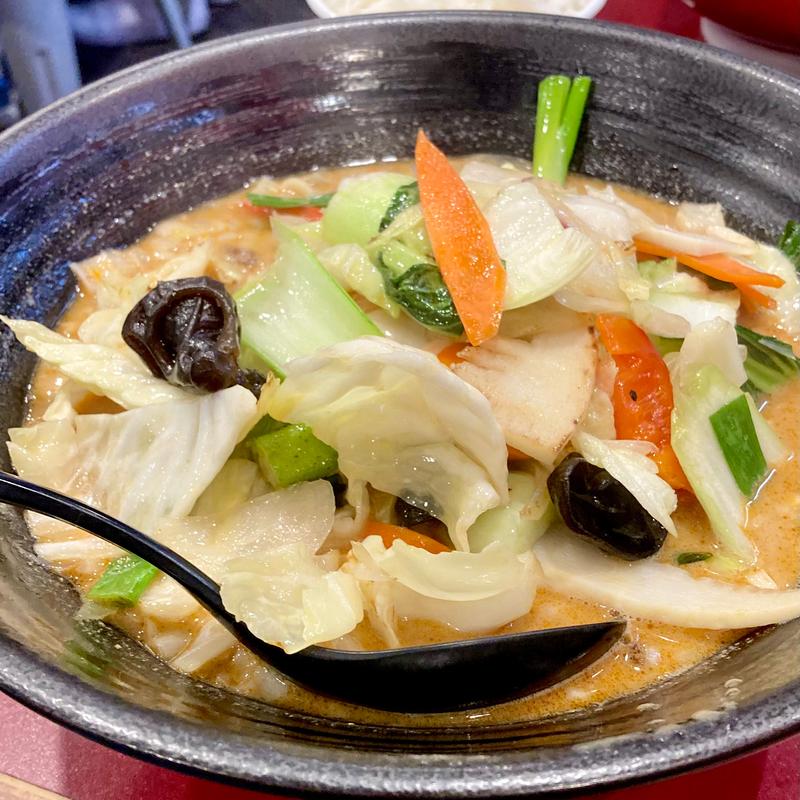 野菜たっぷり担々麺(ササラ 京橋店 )