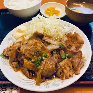 豚生姜焼き定食　おちょぼライス(大衆食堂 定食のまる大 多摩センター店)