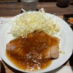 厚切り豚の生姜焼き定食(中)