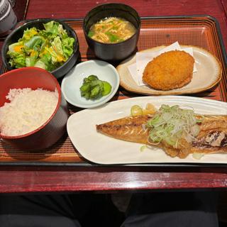 鯖の柚子おろし添えと牛肉コロッケ定食(一の倉 八重洲店 )