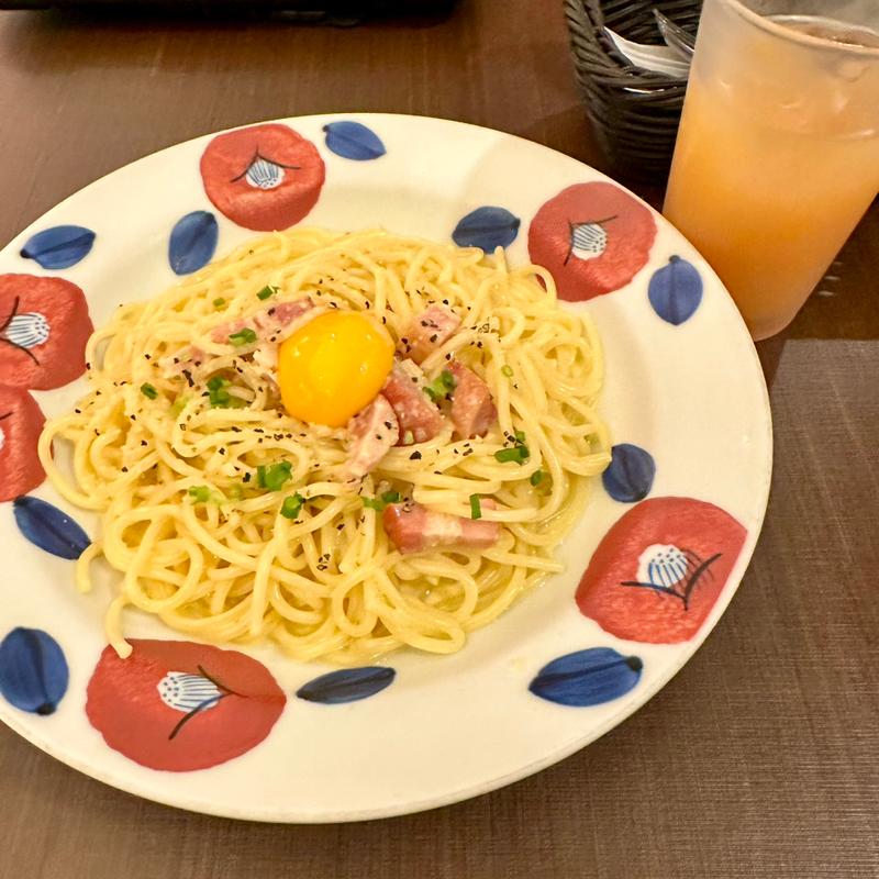 名物カルボナーラ(鎌倉パスタ 深川冬木店)