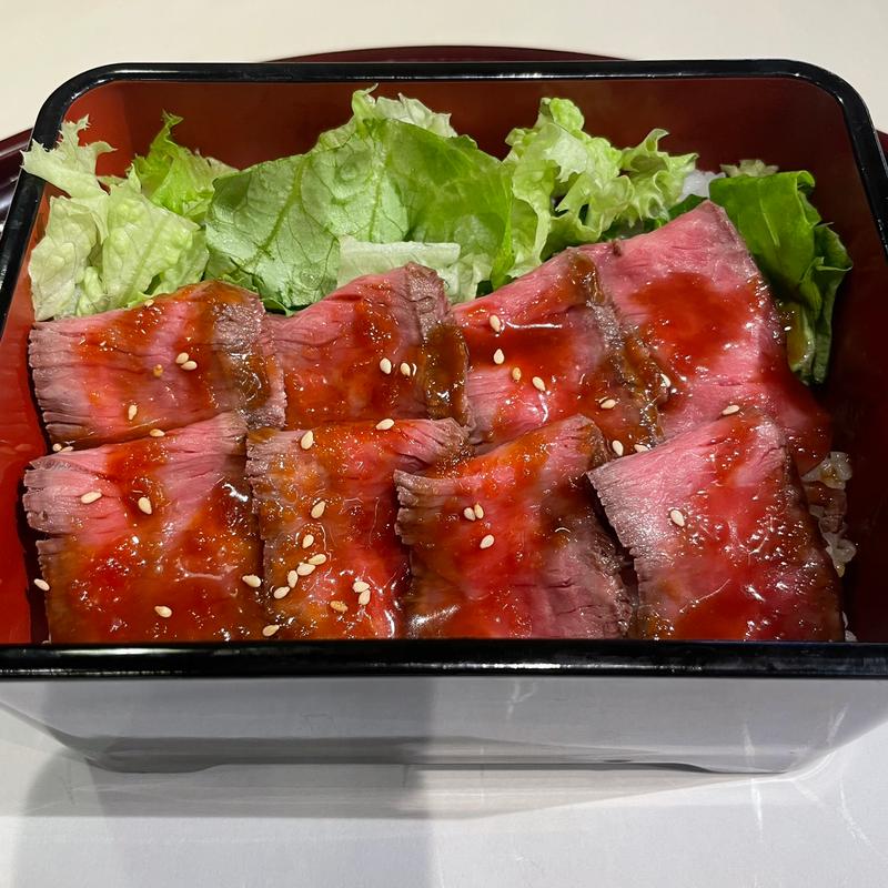 鳥取和牛のローストビーフ重(ビストロカフェ ももてなし家)