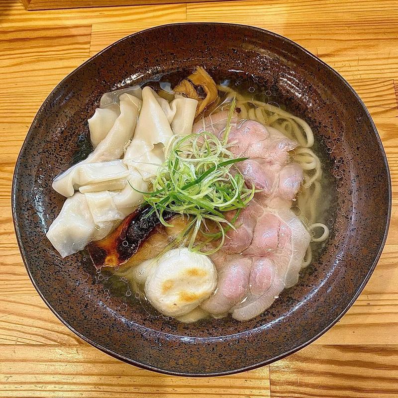 枯鯖塩 自家製ワンタン 替玉(らーめん 彩哲 ～isato～)