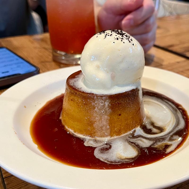 SUZU名物カスタードプリン(SUZU CAFE 六本木)