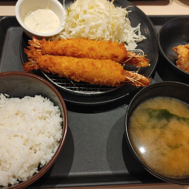 有頭大海老フライ定食＋本格唐揚げ(松のや 市川店)