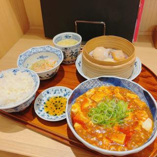 名物麻婆豆腐定食(中華料理 梅香（メイシャン） 阪急三番街店)