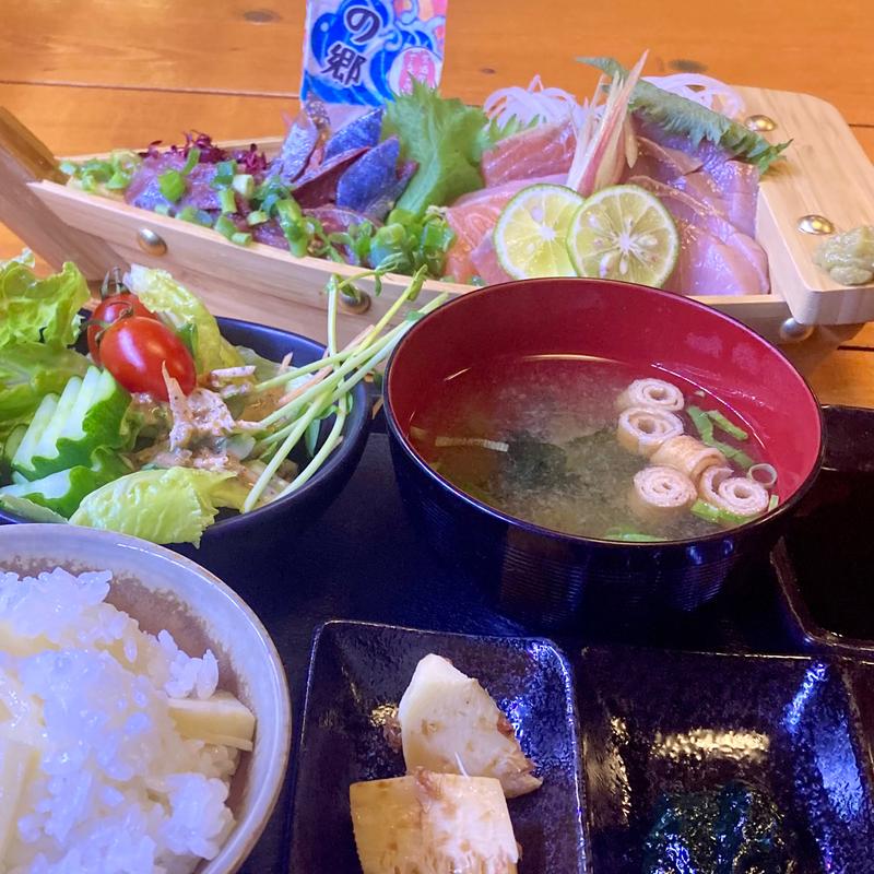 やんちゃのお造りランチ(居酒屋 やんちゃの郷 )