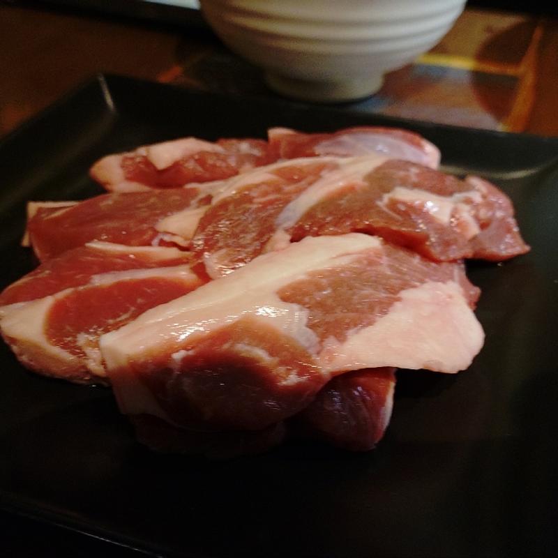ラム肉(ジンギスカン 羊羊亭)