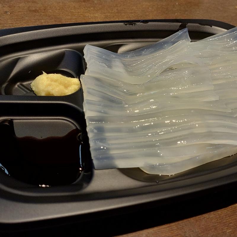 活イカ刺し(函館朝市)