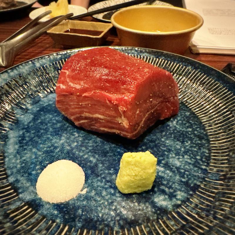 赤身ブロック肉(魅惑の七輪 らんまん （ミワクノシチリンランマン）)