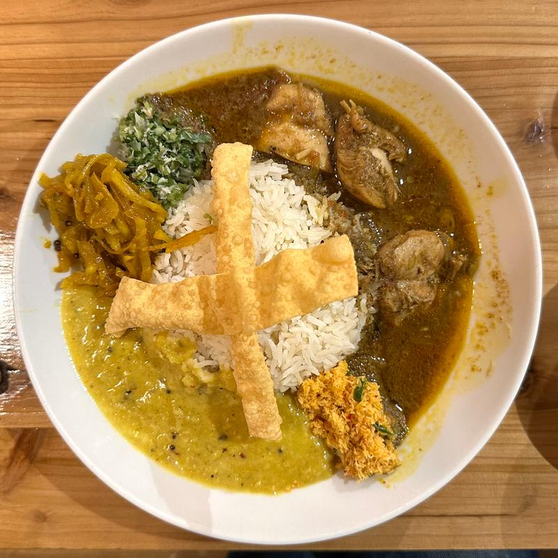 ライス&カレー　ワンプレート(スパイシービストロ タップロボーン 神保町店)