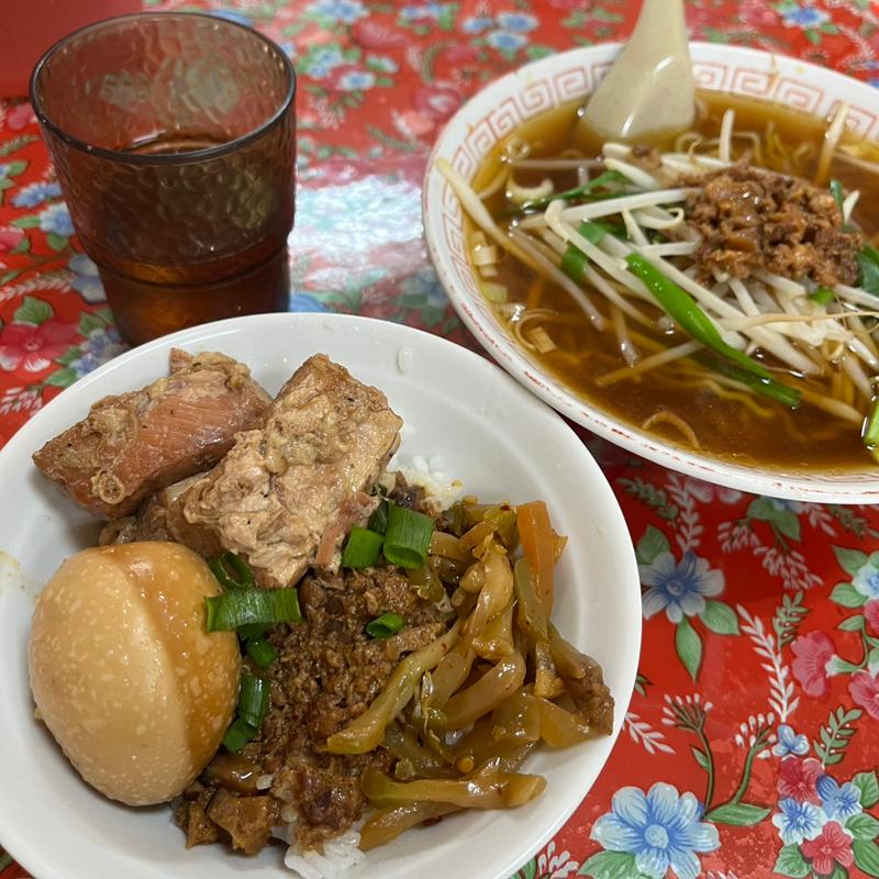 魯肉飯セット(台湾料理 翠芳)