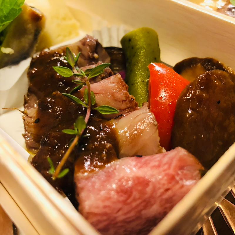 中山牛のイチボのグリル_36ぷらす3 フレンチ松花堂弁当(フランス厨房 旬彩 中央駅店 )