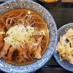 肉そば(山形蕎麦 やま久 六丁の目店)