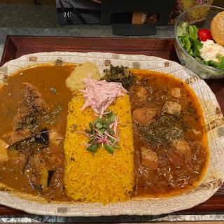 ハーフ&ハーフ(Curry & Cafe WARUNG(ワルン))