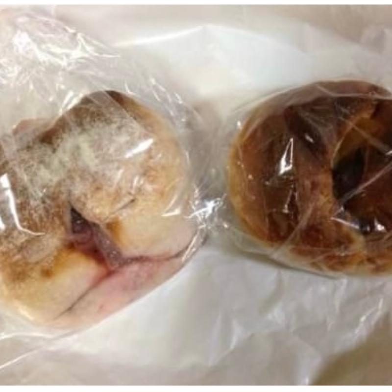 いちごジャムあんぱん(花菜 おに工房)