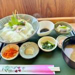 ひらめ元気丼(海の駅とまり 元気海)