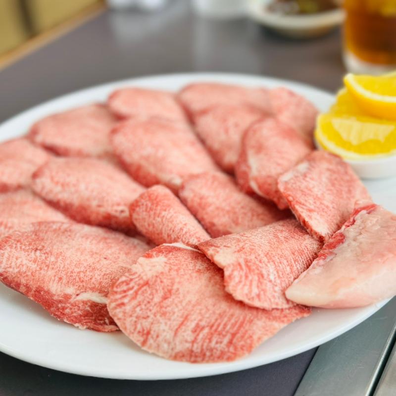 タン(シャロレー )