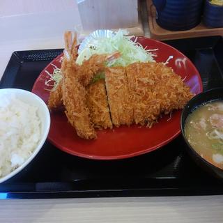海老ロースカツ定食(かつや 横浜荏田東店)