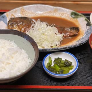 鯖の味噌煮(魚や 日本橋店)