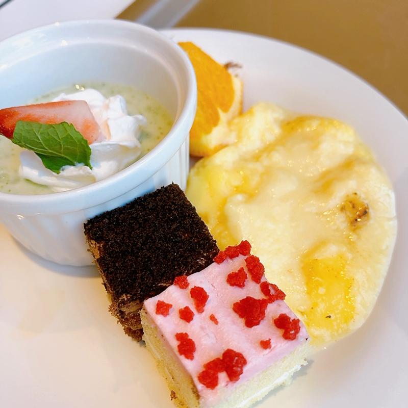 デザート（ランチバイキング）(ラ・ベランダ アパホテル 広島駅前大橋)