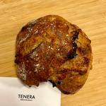 アールグレイとホワイトチョコ(TENERA bread & meals)
