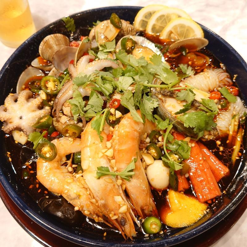 海鮮盛りの中華風お浸し(逸品火鍋 四季海岸)