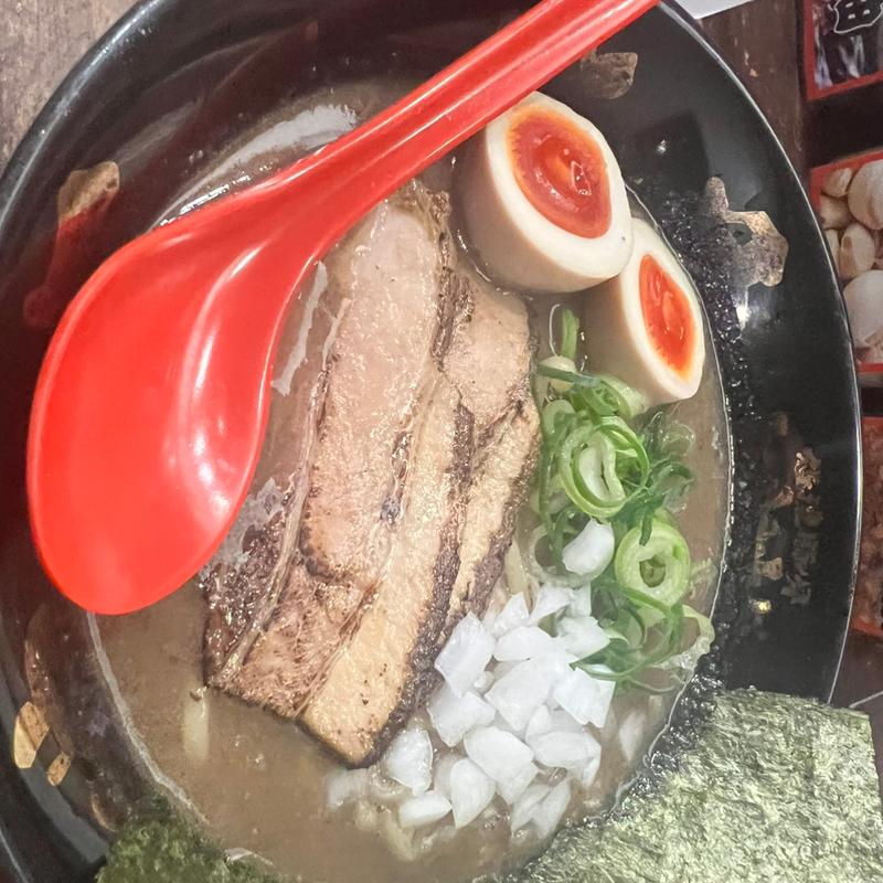 極濃らーめん 極(極濃豚骨 らーめん小僧)