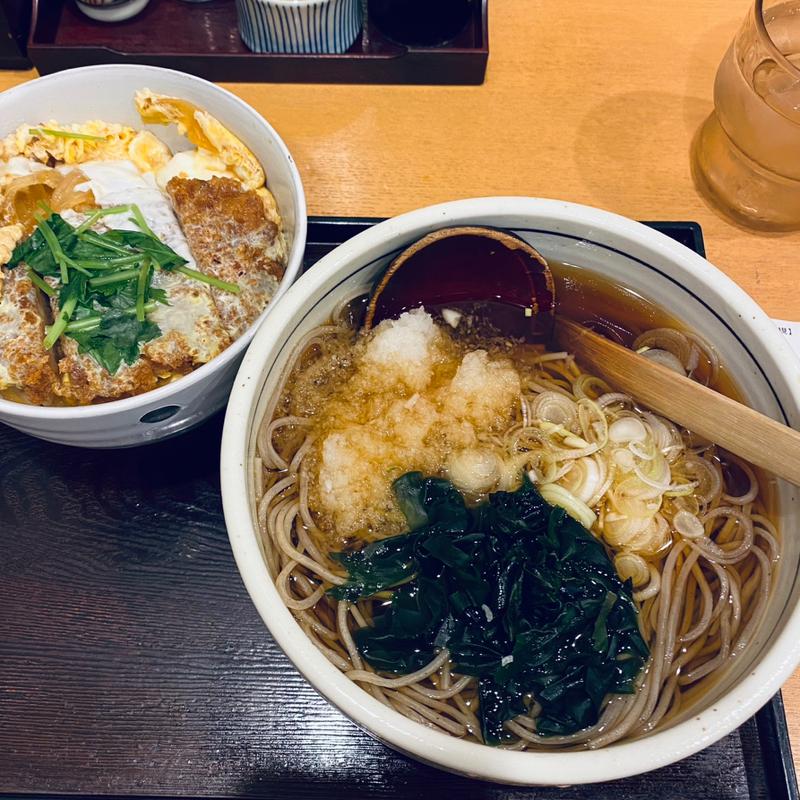 ミニかつ丼セット（ミニかつ丼、おろしそば）(たまの里 多摩センター店)