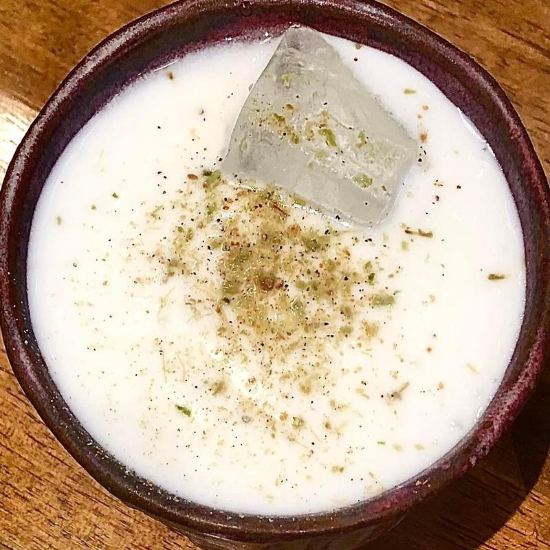 ラッシー(SPICY CURRY 魯珈 （スパイシーカレー ろか）)