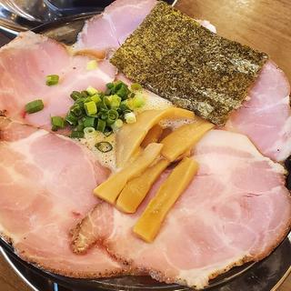 チャーシュー麺(ラーメン赤シャモジ 本店)