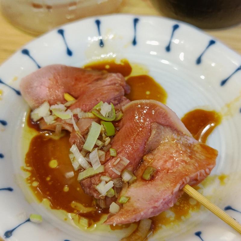 タン刺し串(鉄板ホルモン 五の五 ぴおシティ桜木町店)