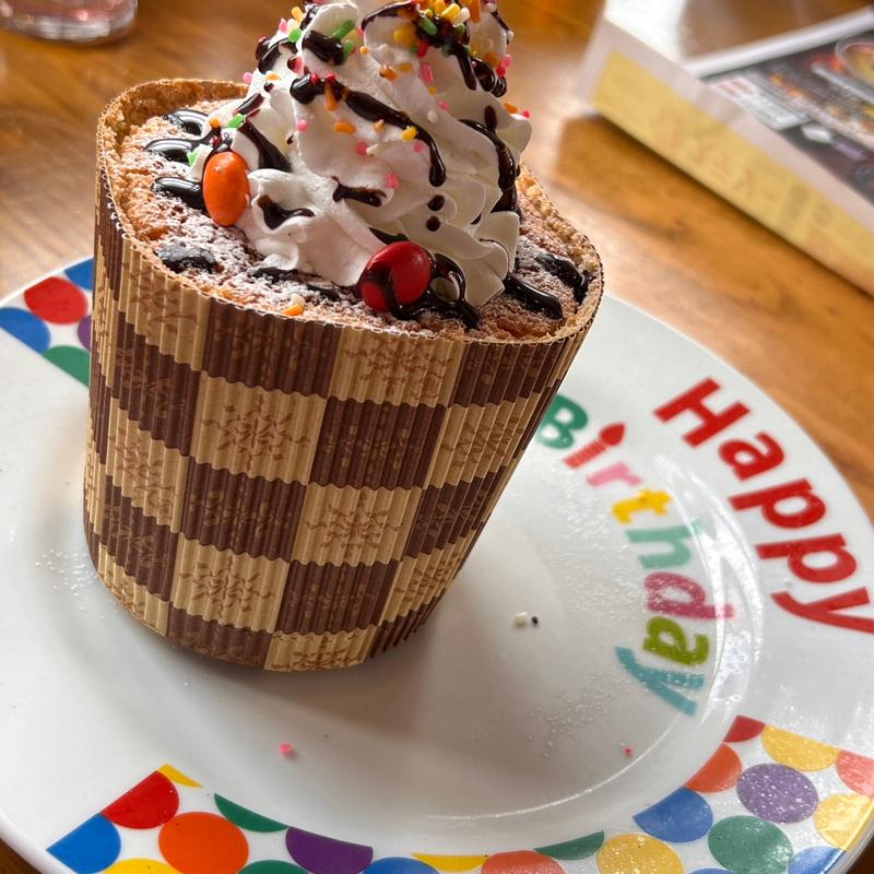 birthdayケーキ(ステーキハウス ブロンコビリー南浦和円正寺店)