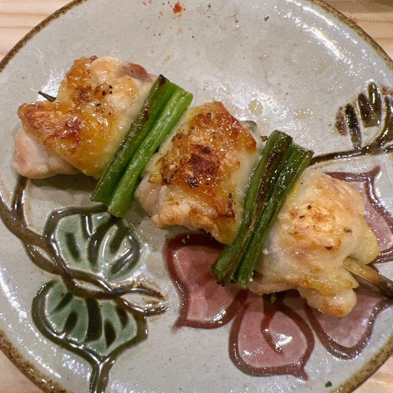 もも(炭火焼鶏ぱんださん)