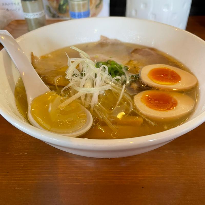 味玉付き地鶏塩そば(地鶏中華そば　さやま)