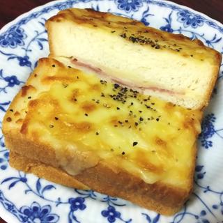 3種チーズとスモークハムのクロックムッシュ(ブランジェ浅野屋 武蔵小杉店)